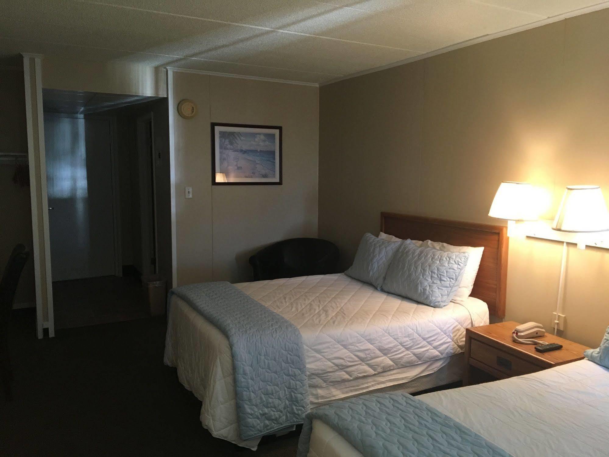 Fenwick Islander Motel Exterior photo